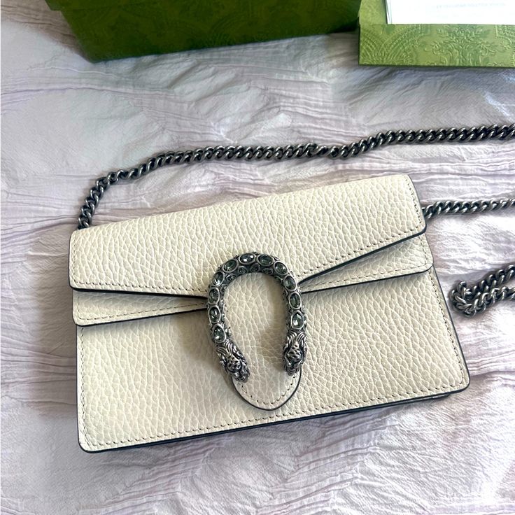 Gucci dionysus bag , (White) with Og packaging